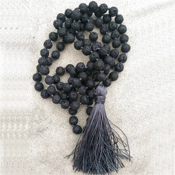 Мужские традиционные бусины для медитации, завязанные вручную, 108 бусин, 8 мм, Черный Лавовый камень, Серая кисточка, ожерелье Мала